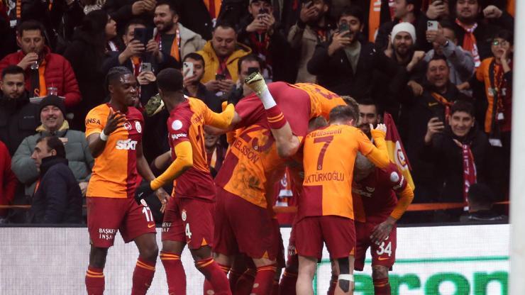 MAÇ ÖZETİ | Galatasaray, Çaykur Rizespor karşısında farka gitti İlklerin gecesi