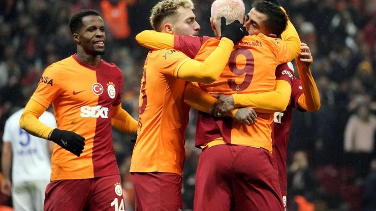 Galatasaray - Çaykur Rizespor maçından dikkat çeken detaylar