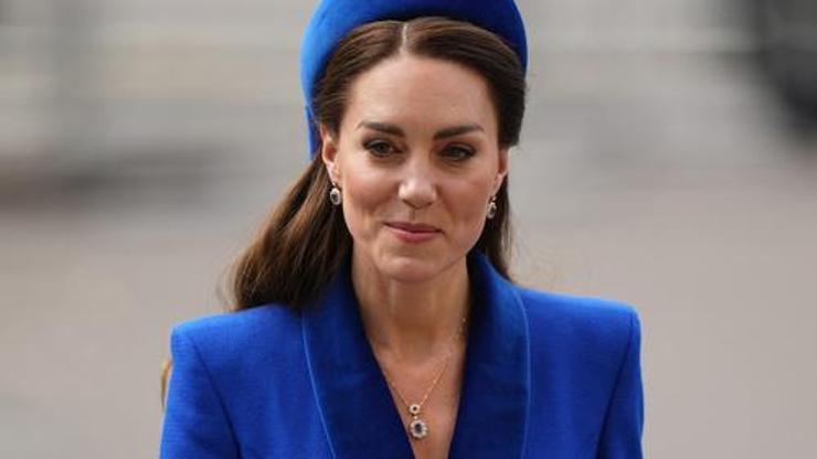 Kayıp prensesten haber var: Kate Middletondan ameliyat sonrası ilk fotoğraf
