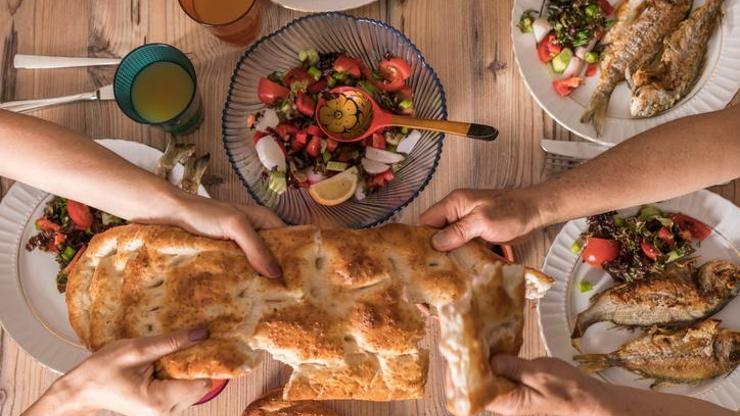 İFTAR MENÜSÜ… Hafif, yapılışı kolay, sağlıklı Ramazan ayı 1. günü iftar menüsü