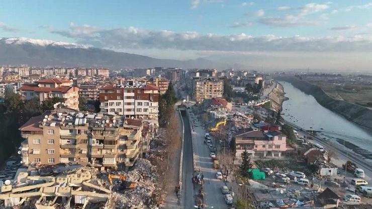 Depremin büyük yara açtığı Hatay’da son durum: CNN TÜRK ekibi görüntüledi