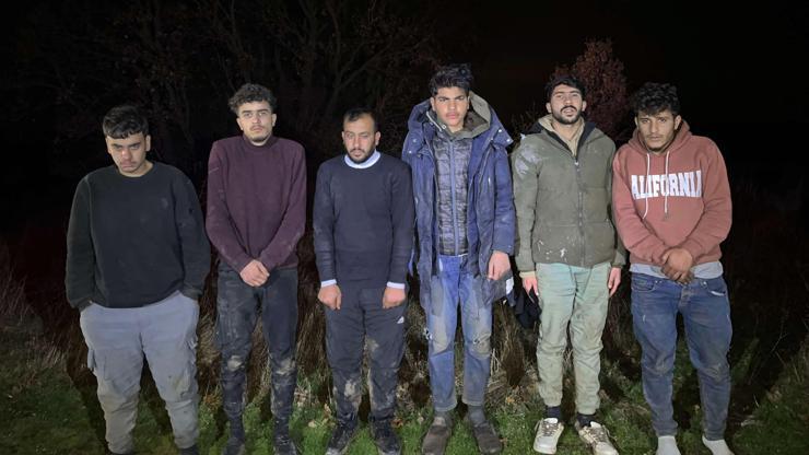Edirne'de 6 kaçak göçmen yakalandı Edirne'de 6 kaçak göçmen yakalandı