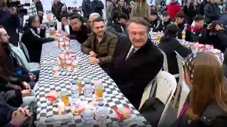 Beşiktaşın taraftar grubu Çarşıdan iftar daveti