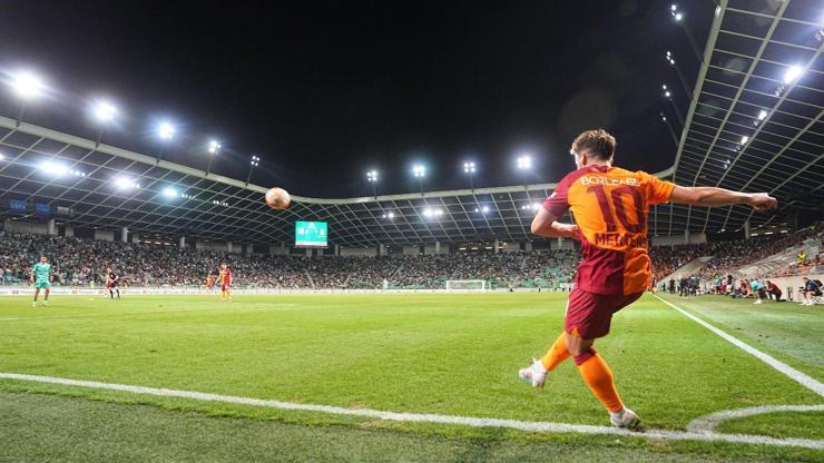 Galatasarayda 10 numarada transfer hazırlığı Okan Buruk çok istiyor