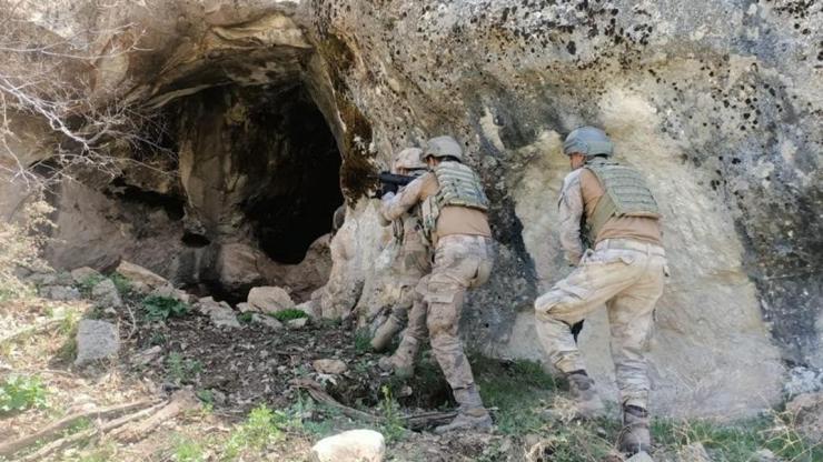 Pençe-Kilitte 3 PKKlı terörist etkisiz hale getirildi