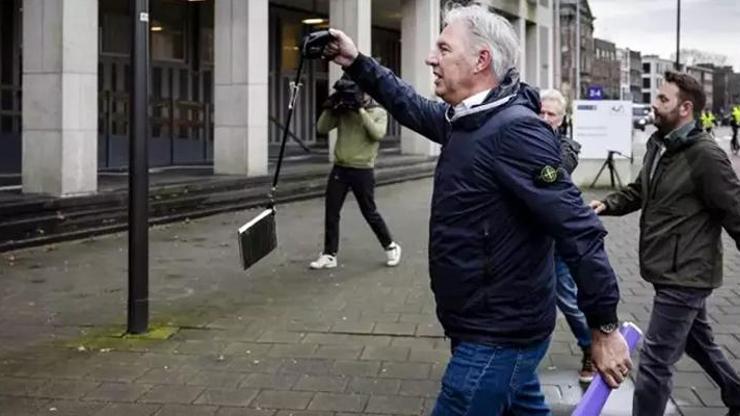 Hollandada PEGIDA’nın lideri Wagensvelde Kuran-ı Kerime saldırısı nedeniyle gözaltı