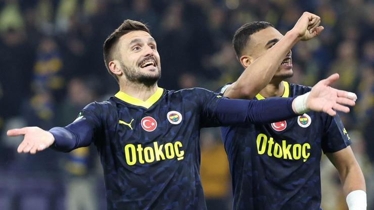 Fenerbahçede Dusan Tadice transfer teklifi Sırp yıldız kararını verdi...
