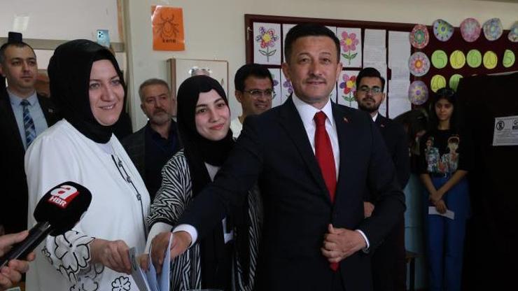 Hamza Dağdan CHP ve Cemil Tugaya tebrik mesajı