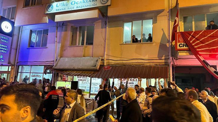 CHP binasının balkonunun çökmesiyle yaralanan eski yönetim kurulu üyesi öldü CHP binasının balkonunun çökmesiyle yaralanan eski yönetim kurulu üyesi öldü