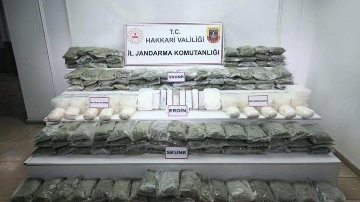 Hakkari'de 361 kilo uyuşturucu ele geçirildi; İran uyruklu 2 şüpheli tutuklandı