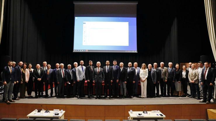Bergama'da belediye meclisi ilk toplantısı gerçekleşti