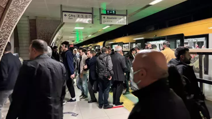 İstanbulda metro hattında eğitim seferi sırasında kaza Açıklama geldi