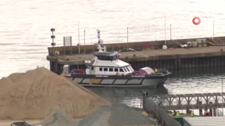 Manş Denizinde göçmen teknesi faciası: 5 ölü