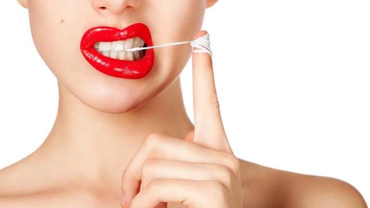 Sakız çiğneyerek diş temizlenir mi Sebze ve meyvelerle diş beyazlatmak mümkün mü Ağız ve diş bakımında doğru bilinen 6 yanlış