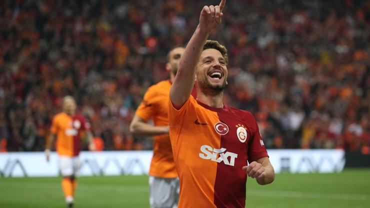Mertense sözleşme teklifi Galatasaraya rakip çıktı...