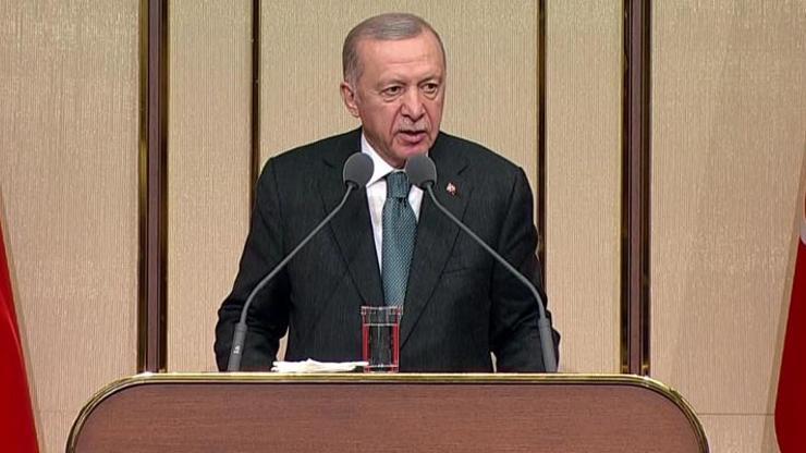 Cumhurbaşkanı Erdoğan: 1 Mayıs için dayatmaları masum bulmuyoruz, Taksim mitinge uygun değil