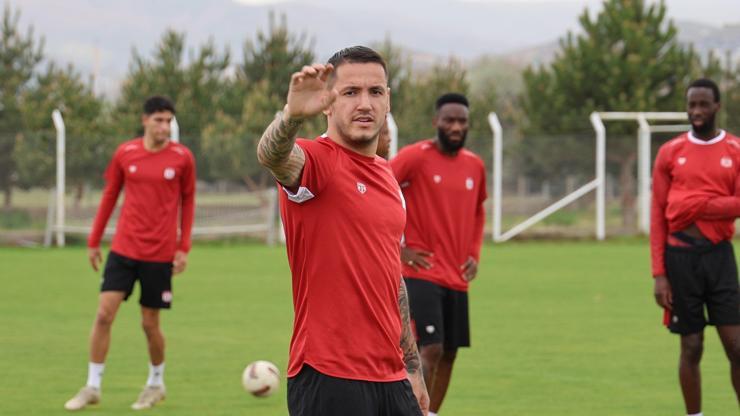 Sivasspora transferde dev gelir Rey Manaja rekor bonservis...