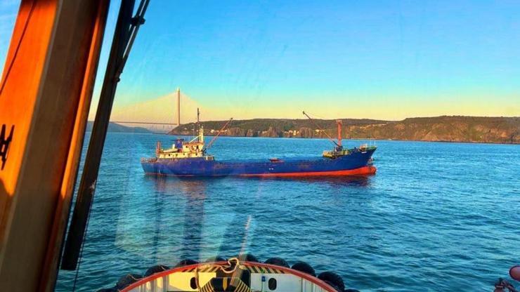 İstanbul Boğazında askıya alınan gemi trafiği yeniden açıldı