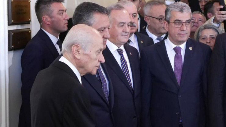 Son dakika... Özel ve Bahçeli bir araya geldi