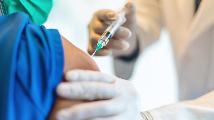 AstraZeneca, neden Covid-19 aşısını piyasadan çekti