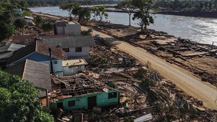 Brezilyadaki sel felaketinde can kaybı 107ye yükseldi
