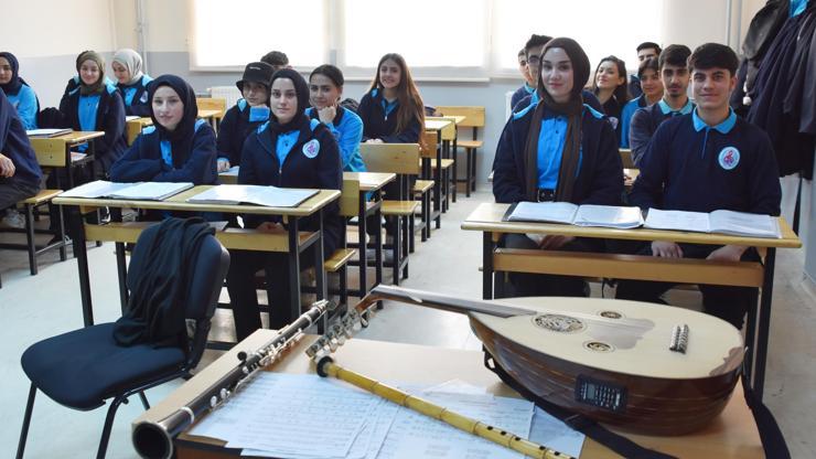 Bitlis'te geleceğin müzisyenleri yetiştiriyorlar Bitlis'te geleceğin müzisyenleri yetiştiriyorlar