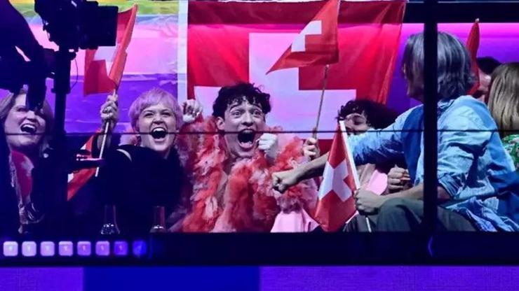 İSVİÇRE EUROVISION BİRİNCİSİ NEMO - THE CODE ŞARKISI DİNLE: Eurovision 1.si Nemo - The Code şarkı sözleri ve Türkçe çevirisi