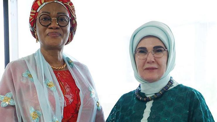 Emine Erdoğan, Nijerya Devlet Başkanı Tinubunun eşi ile bir araya geldi