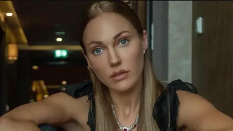 Meryem Uzerli gündemde Güzelliğiyle büyüledi