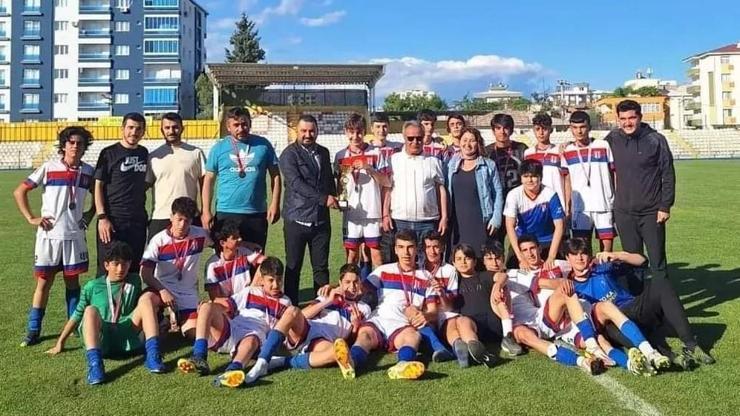 Osmaniye Akdeniz FK, bölge şampiyonu oldu