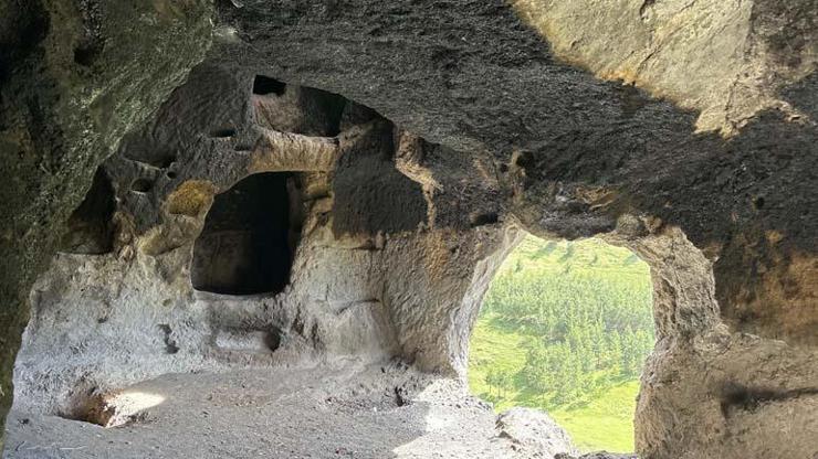 Sakin kent Ardahana yerli turist akını