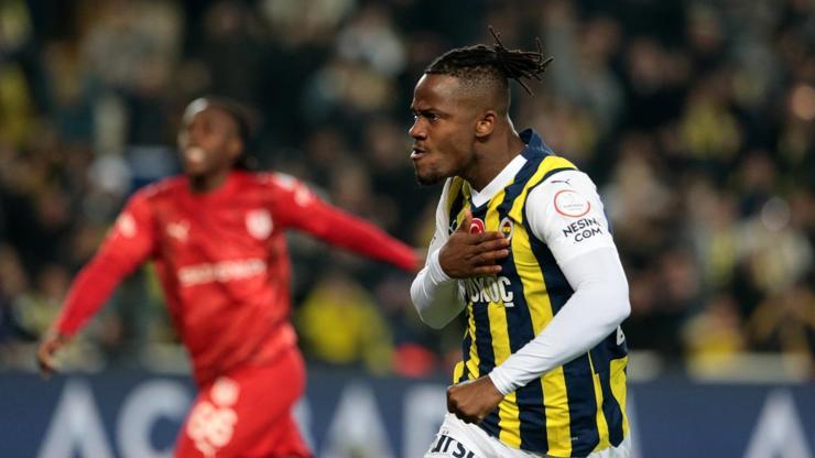 Fenerbahçenin golcüsü Batshuayi kararını verdi Sözleşmesi bitiyordu...