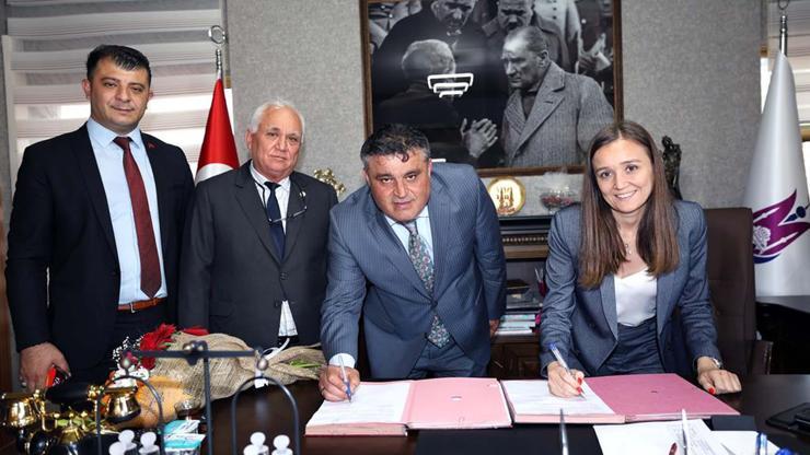 Şehzadeler Belediyesi'nden personele destek Şehzadeler Belediyesi'nden personele destek