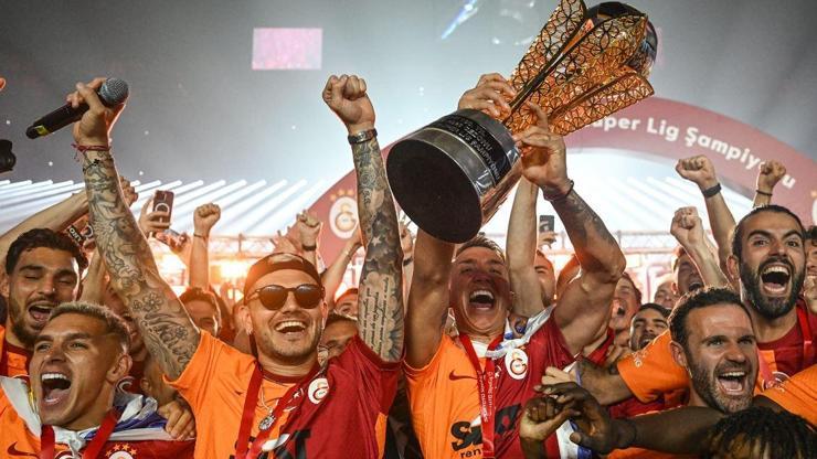 Galatasaray’da şampiyonluk kutlaması başladı