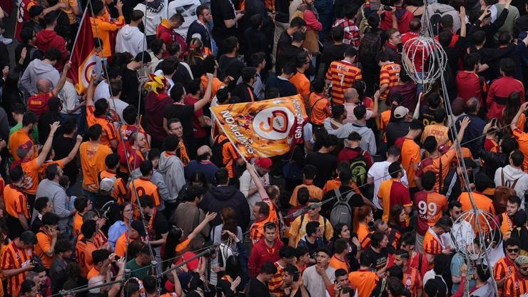 Galatasaray, şampiyonluğunu RAMS Parkta kutladı Konserler, kupa törenleri, şovlar...
