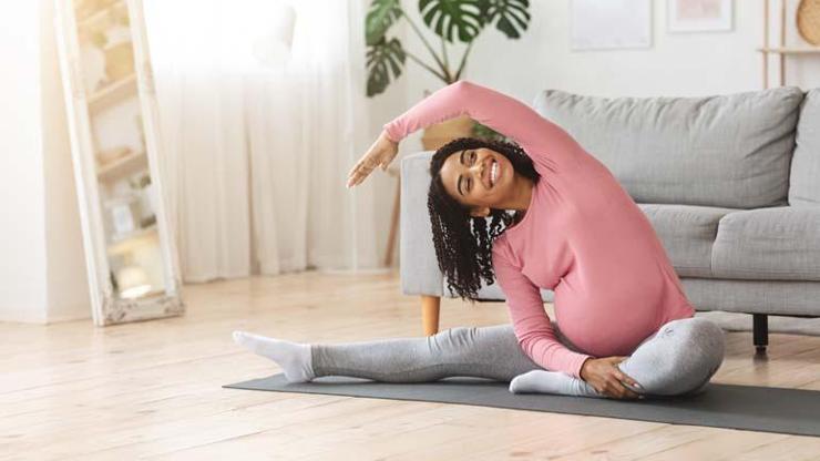 Hem anneye hem bebeğe faydalı: Hamilelik yogası