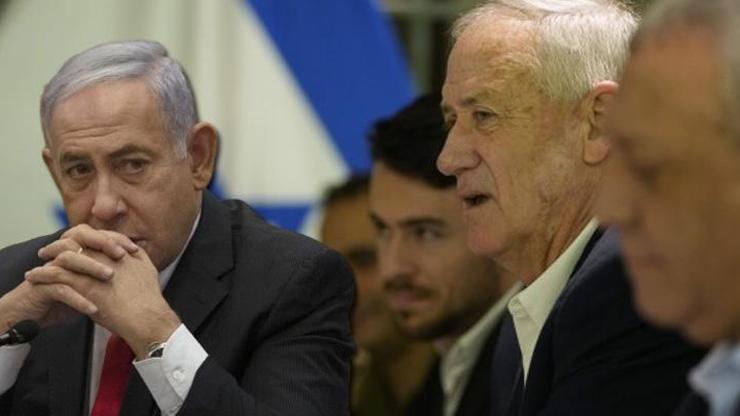 İsrail Savaş Kabinesi üyesi Gantzın partisi tasarıyı sundu Netanyahunun koltuğu sallantıda