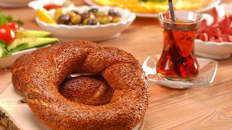 Evde simit nasıl yapılır Evde simit yapmak için gerekli malzemeler nelerdir İşte simit tarifi