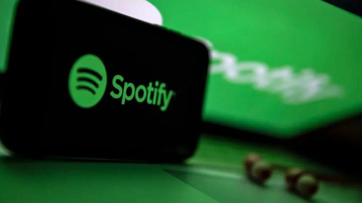 Apple Spotify için karşı dava açıyor