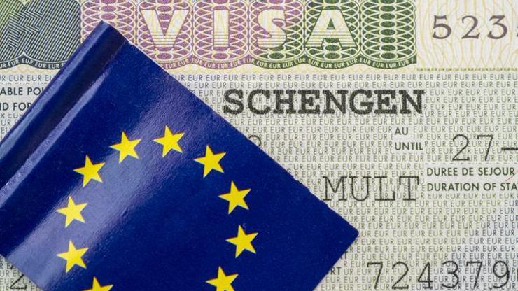 Schengen vize ücretlerine enflasyon ayarı Avrupa Komisyonu doğruladı, yeni fiyat açıklandı...
