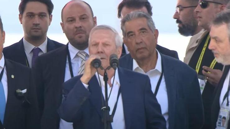 SON DAKİKA | Fenerbahçede başkan adayı Aziz Yıldırım, Ülker Stadyumu’ndan ayrıldı