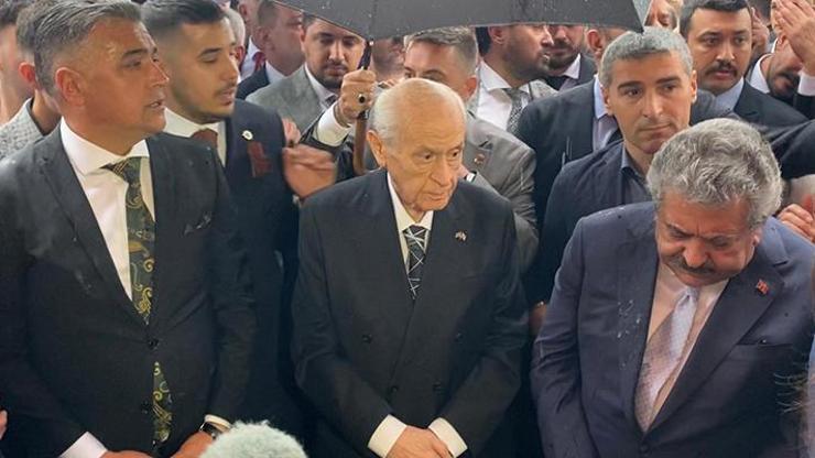 MHP Genel Başkanı Bahçeli, Ankarada açılışa katıldı