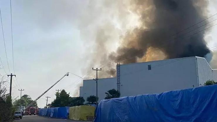 Samsunda elyaf fabrikasında yangın