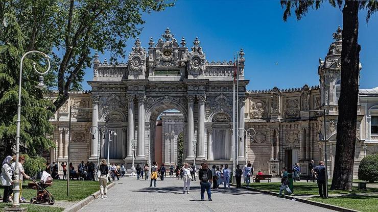 Müze ve saraylar açık mı Dolmabahçe Sarayı bayramda açık mı Topkapı Sarayı bayramın birinci günü kaçtan kaça kadar açık