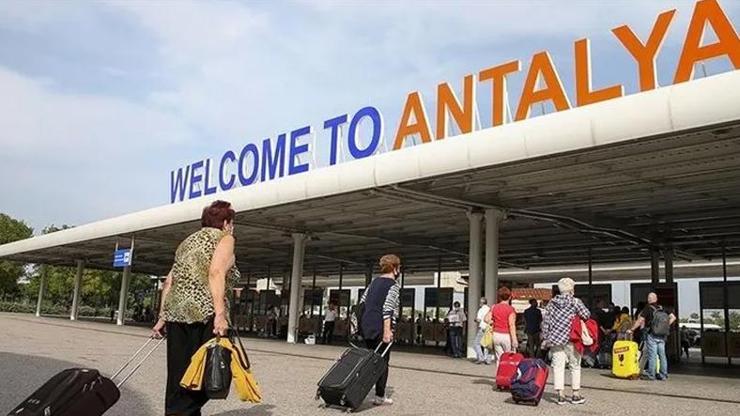 Bir rekor da Antalya Havalimanından geldi
