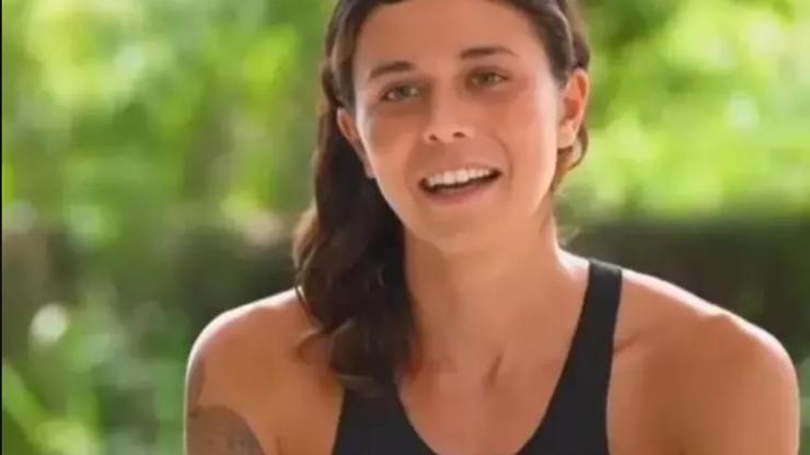 Survivor Nefise Yunan yarışmacı Fanise aşkını ilan etmişti O görüntüler olay yarattı