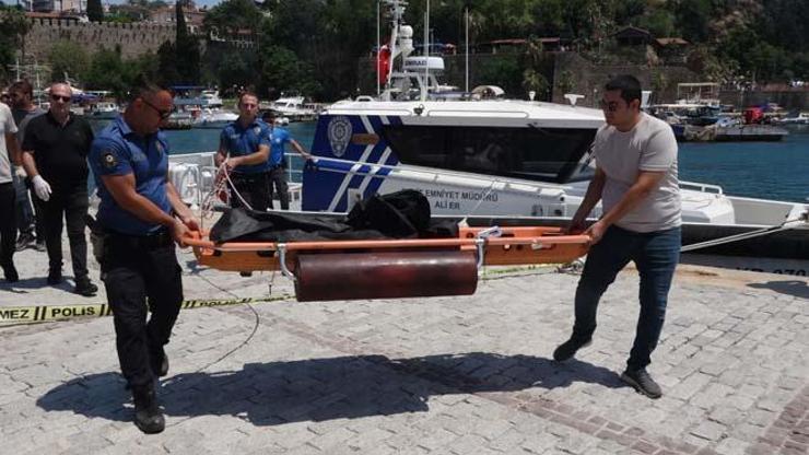Antalyada kan donduran olay: Denizde, kol, bacak ve başsız ceset bulundu