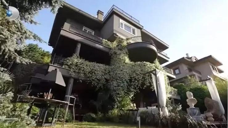 Ünlü ismin villası 5 katlı ve orman manzaralı 18 yıldır aynı evde oturuyor