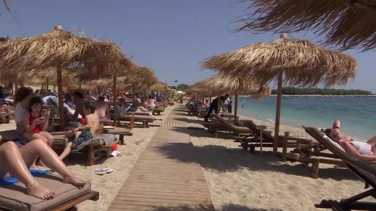 Yunanistan’da işletmelerin plajları işgal etmesine yeni önlem