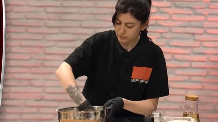 MasterChef 2024 yarışmacısı Sena Zeynep kimdir Sena Zeynep Gültepe nereli